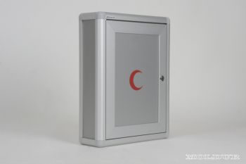 Metal ecza dolabi kilitli